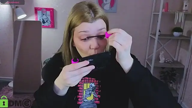 Michele Greenn online show from 03-14-26, 01:11