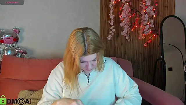 Michele Greenn online show from 03-28-26, 01:06