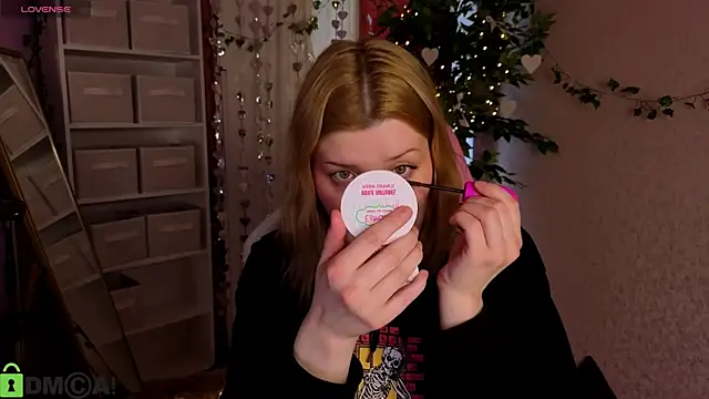 Michele Greenn online show from 03-21-26, 01:07