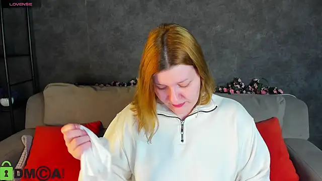 Snapshot of Michele_Greenn chatting on 02-26-26, 01:05 Michele Greenn online show from 02-26-26, 01:05