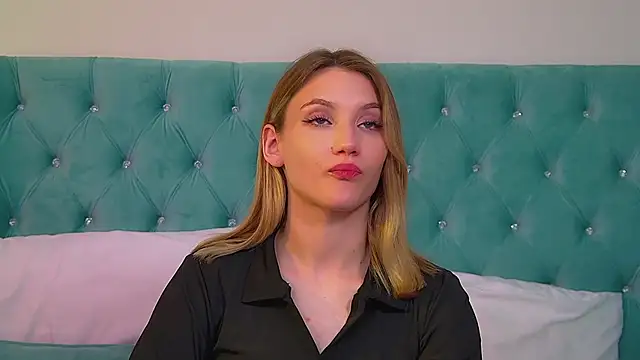 StacyEvances online show from 06-02-26, 04:23