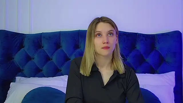 StacyEvances online show from 05-26-26, 06:28