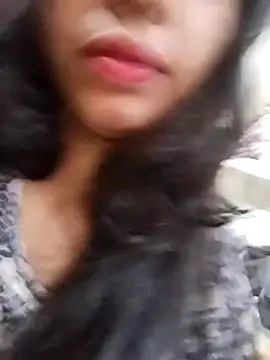 Snapshot of Madem-18 chatting on 09-11-25, 04:01 Madem-18 online show from 09-11-25, 04:01