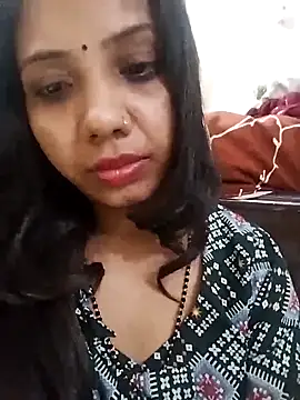 Snapshot of Madem-18 chatting on 09-14-25, 04:24 Madem-18 online show from 09-14-25, 04:24