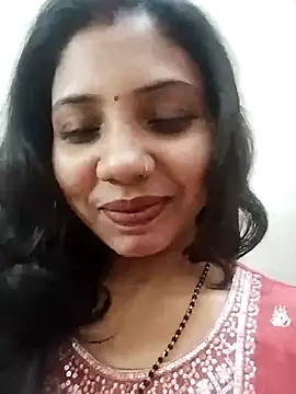 Snapshot of Madem-18 chatting on 09-16-25, 11:44 Madem-18 online show from 09-16-25, 11:44