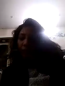 Snapshot of Madem-18 chatting on 09-12-25, 04:01 Madem-18 online show from 09-12-25, 04:01