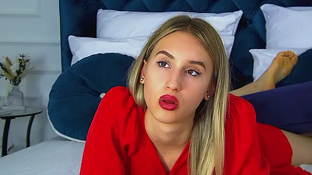 Snapshot of VictoriaHopsons chatting on 09-10-25, 07:13 VictoriaHopsons online show from 09-10-25, 07:13