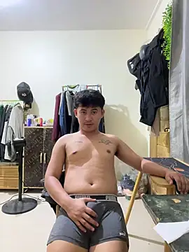 Adim-pinoy146 online show from 06-18-26, 10:37
