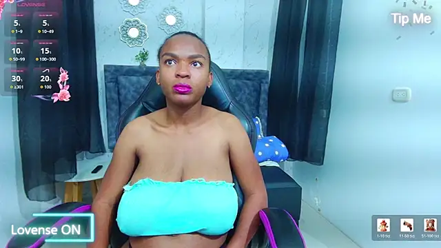 mia  thomson  online show from 03-27-26, 01:58