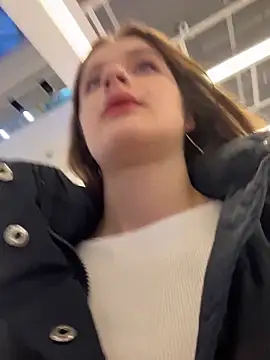 KittyQueeny online show from 11-28-25, 01:22