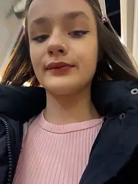 KittyQueeny online show from 12-20-25, 12:41