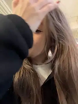 KittyQueeny online show from 10-14-25, 02:17