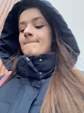 KittyQueeny online show from 12-17-25, 11:15