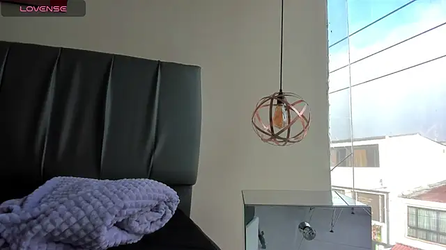 iisabella noa online show from 04-14-26, 12:21