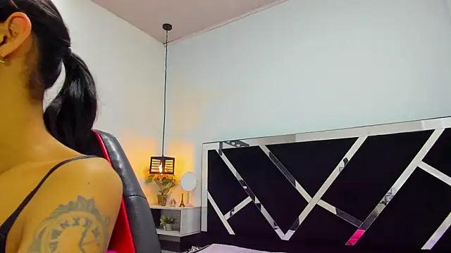 iisabella noa online show from 11-29-25, 01:22