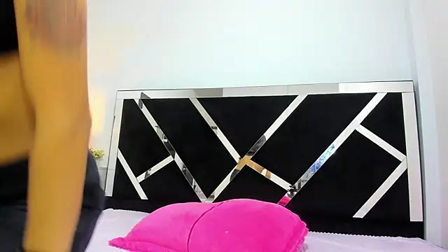 iisabella noa online show from 01-15-26, 01:03