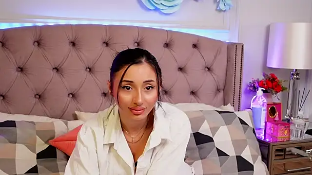 JenniferLovve online show from 03-06-26, 03:45