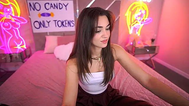 EricaSin online show from 10-31-25, 02:13