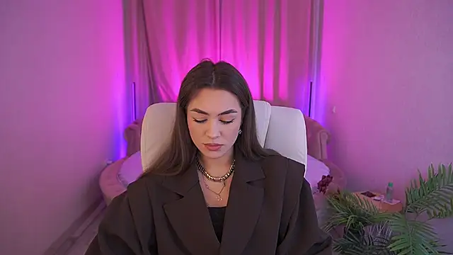 EricaSin online show from 10-11-25, 07:20