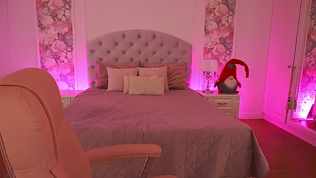 EricaSin online show from 01-08-26, 08:20