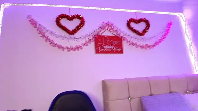 dulce mariaa    online show from 03-26-26, 11:52