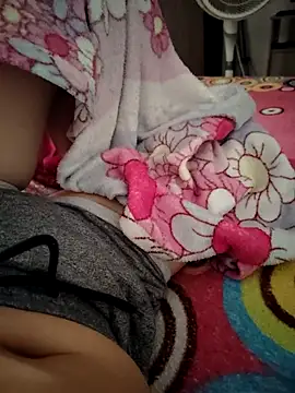 Snapshot of Angels_tomsop chatting on 10-29-25, 07:46 Angels tomsop online show from 10-29-25, 07:46