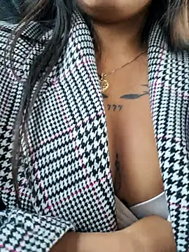 LunaHot 777 online show from 10-27-25, 08:43