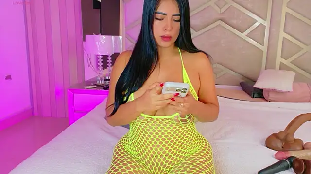 RoseMariee  online show from 05-31-26, 01:39