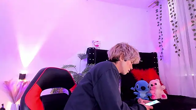 Cooperrosscute233 online show from 02-22-26, 09:05