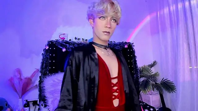 Cooperrosscute233 online show from 12-22-25, 09:59