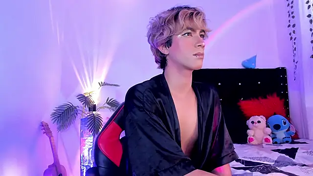 Cooperrosscute233 online show from 04-04-26, 07:31