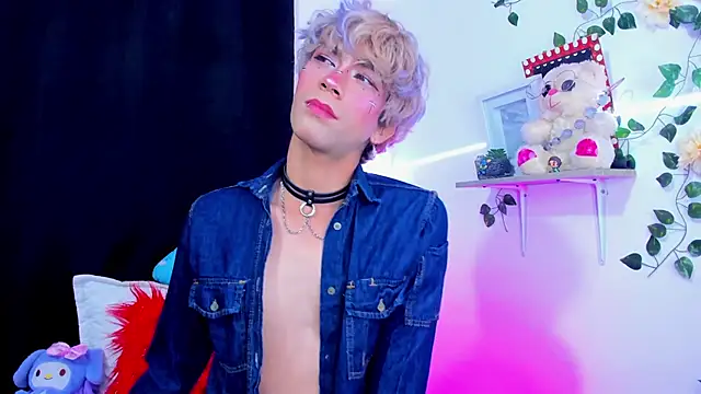 Cooperrosscute233 online show from 10-14-25, 07:25