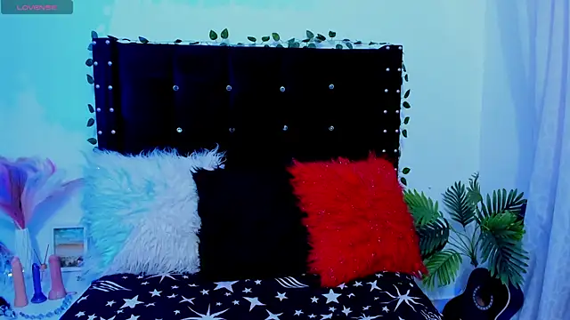 Cooperrosscute233 online show from 11-07-25, 10:13