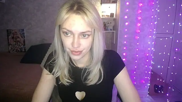 NickyAdamidi online show from 10-25-25, 05:46