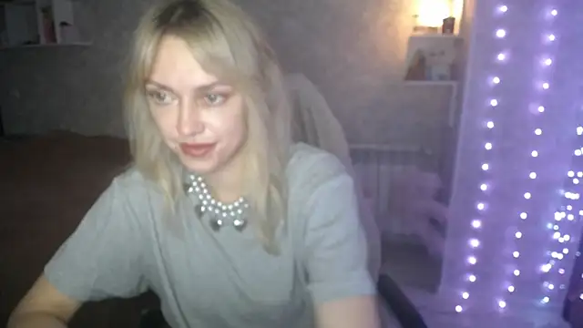 NickyAdamidi online show from 11-08-25, 04:54