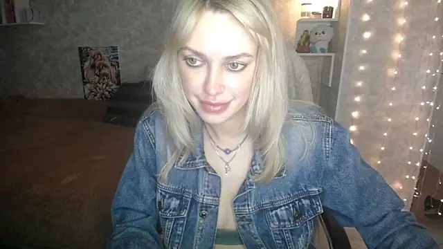 NickyAdamidi online show from 10-16-25, 04:15