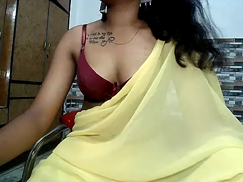 Snapshot of HOT_AARVI11 chatting on 09-11-25, 04:07 HOT AARVI11 online show from 09-11-25, 04:07