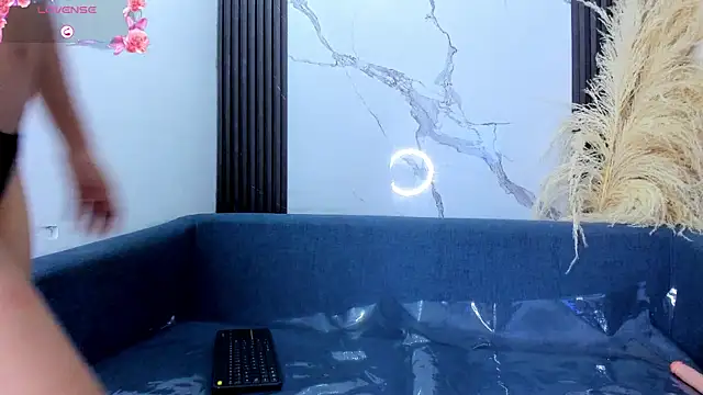 Snapshot of CristineCaru chatting on 02-04-26, 12:00 CristineCaru online show from 02-04-26, 12:00