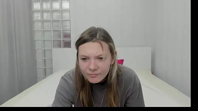 Sunny Sammy online show from 12-15-25, 06:52