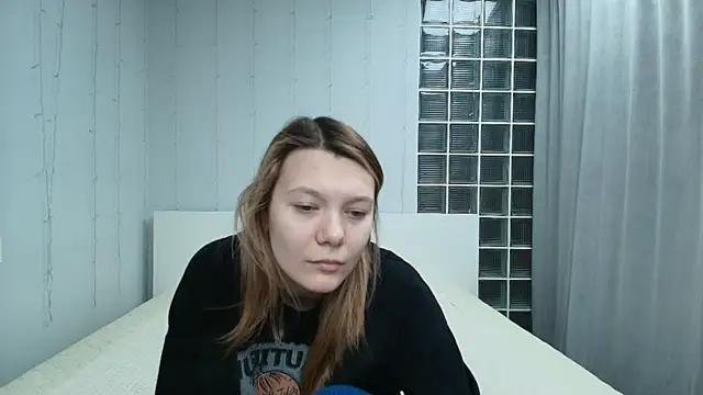 Sunny Sammy online show from 04-19-26, 01:28