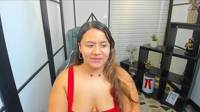 ElaBourn  online show from 12-19-25, 01:46