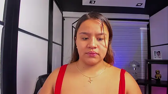 ElaBourn  online show from 10-19-25, 01:58