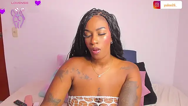 Brandy brown  online show from 10-29-25, 11:47