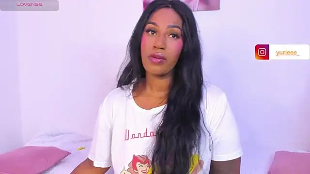 Brandy brown  online show from 05-23-26, 11:48