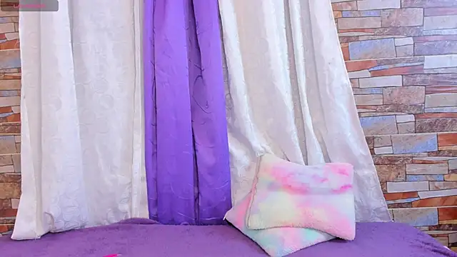 Brandy brown  online show from 04-15-26, 11:27