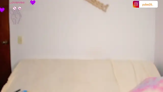 Brandy brown  online show from 09-10-25, 12:31