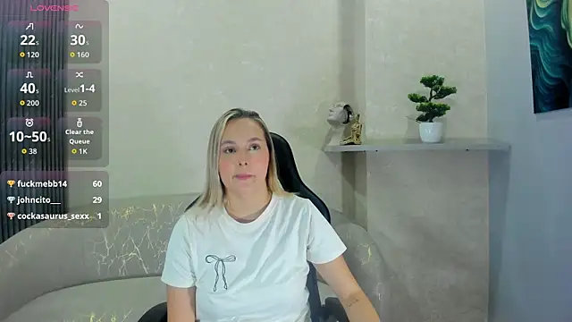 Snapshot of Emmaa_white_ chatting on 06-22-26, 05:32 Emmaa white online show from 06-22-26, 05:32
