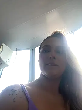 Emmaa white  online show from 09-27-25, 06:47