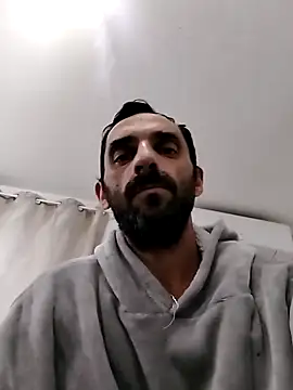 hotmen83 online show from 10-27-25, 11:22