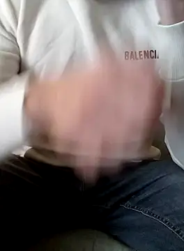 hotmen83 online show from 01-18-26, 12:52